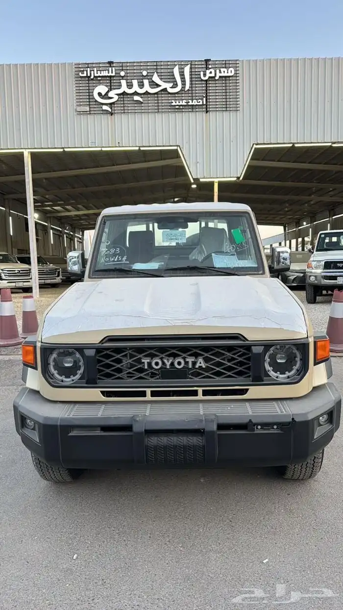 تويوتا شاص 2025 بنزين رفرف جديد فل كامل سعودي 2