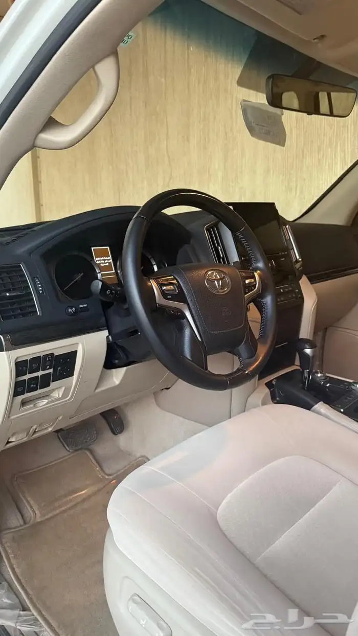 لاندكروزر 2020 تورينق 3