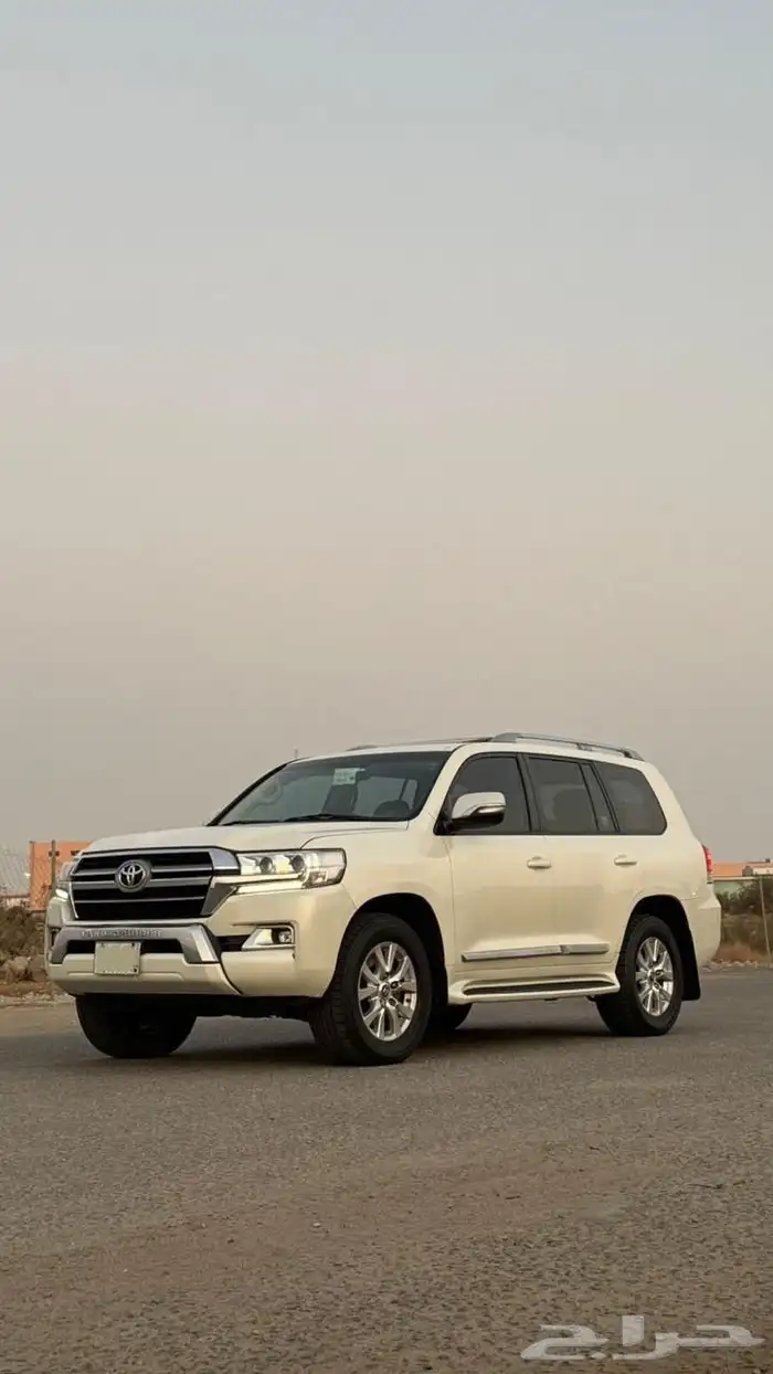 لاندكروزر ديزل 2020 1