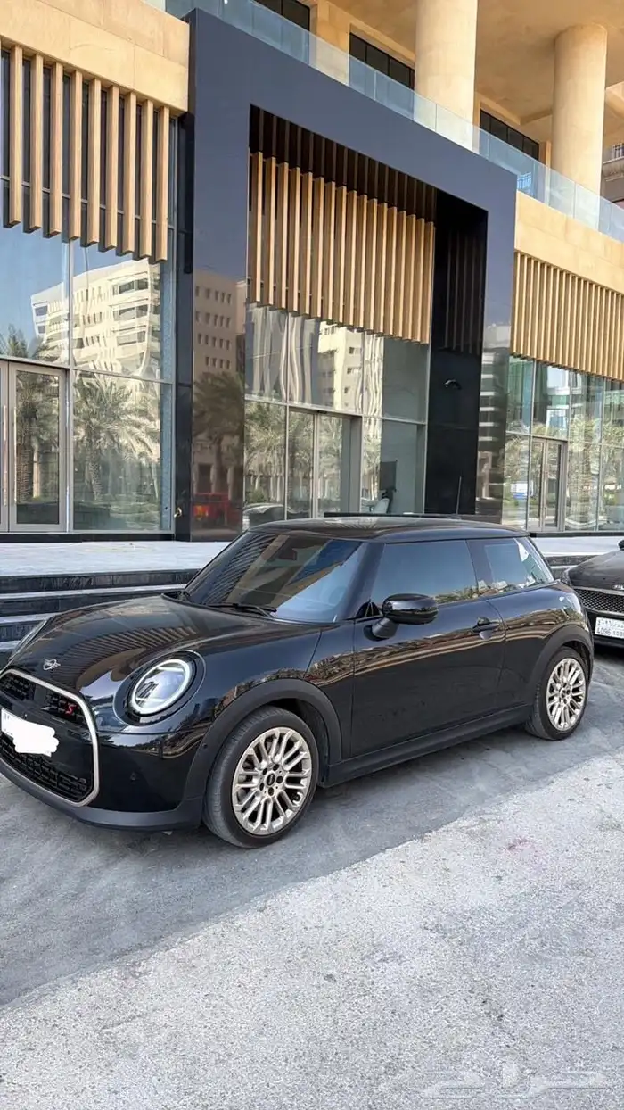 ميني كوبر 2025 1