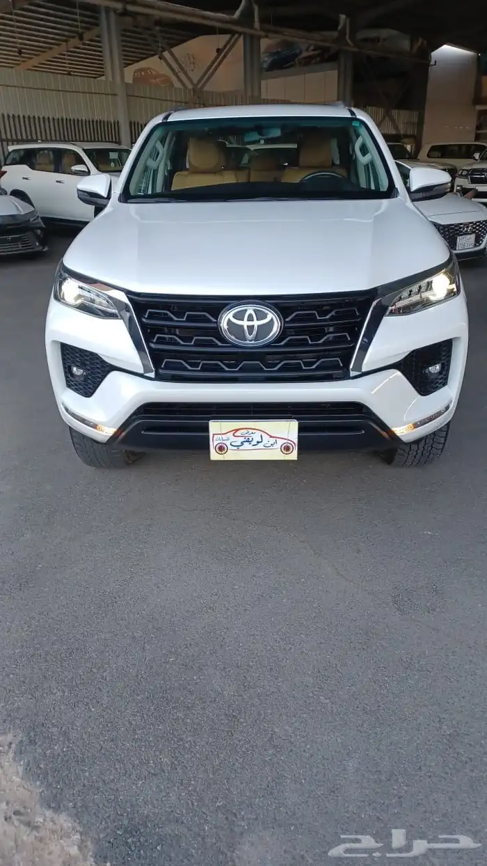 جيب فورتشنر VX1 6 سلندر موديل 2023 (تم البيع) 1