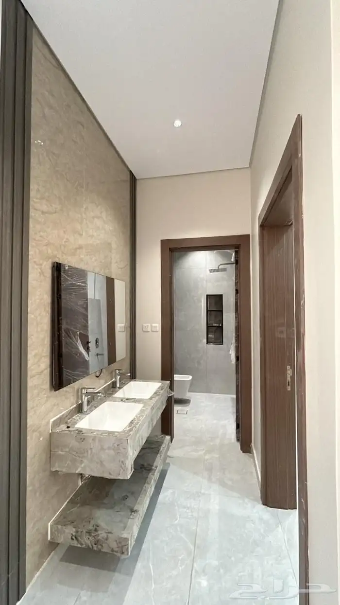 دور جديد للبيع حي النبلاء مساحة 375 م 8