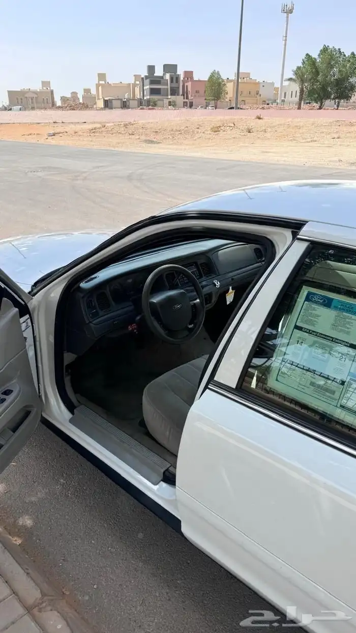 فورد فكتوريا 2008 8