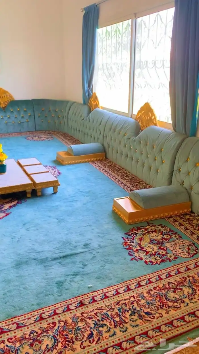 مجلس شبه جديد 1