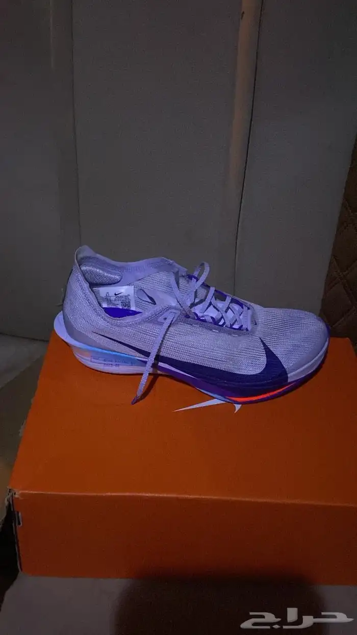 حذاء رياضي 1