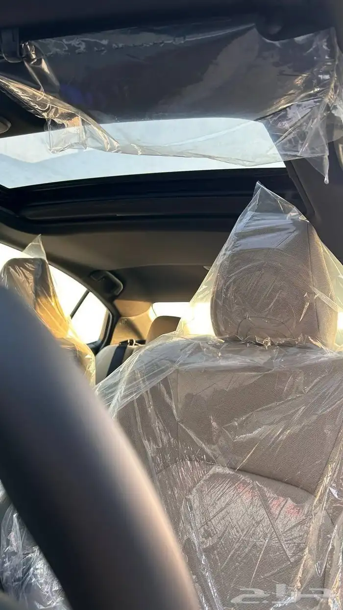 تويوتا كامري LE بنزين 2025 لدى شركة عبدالمجيد الخضر 13