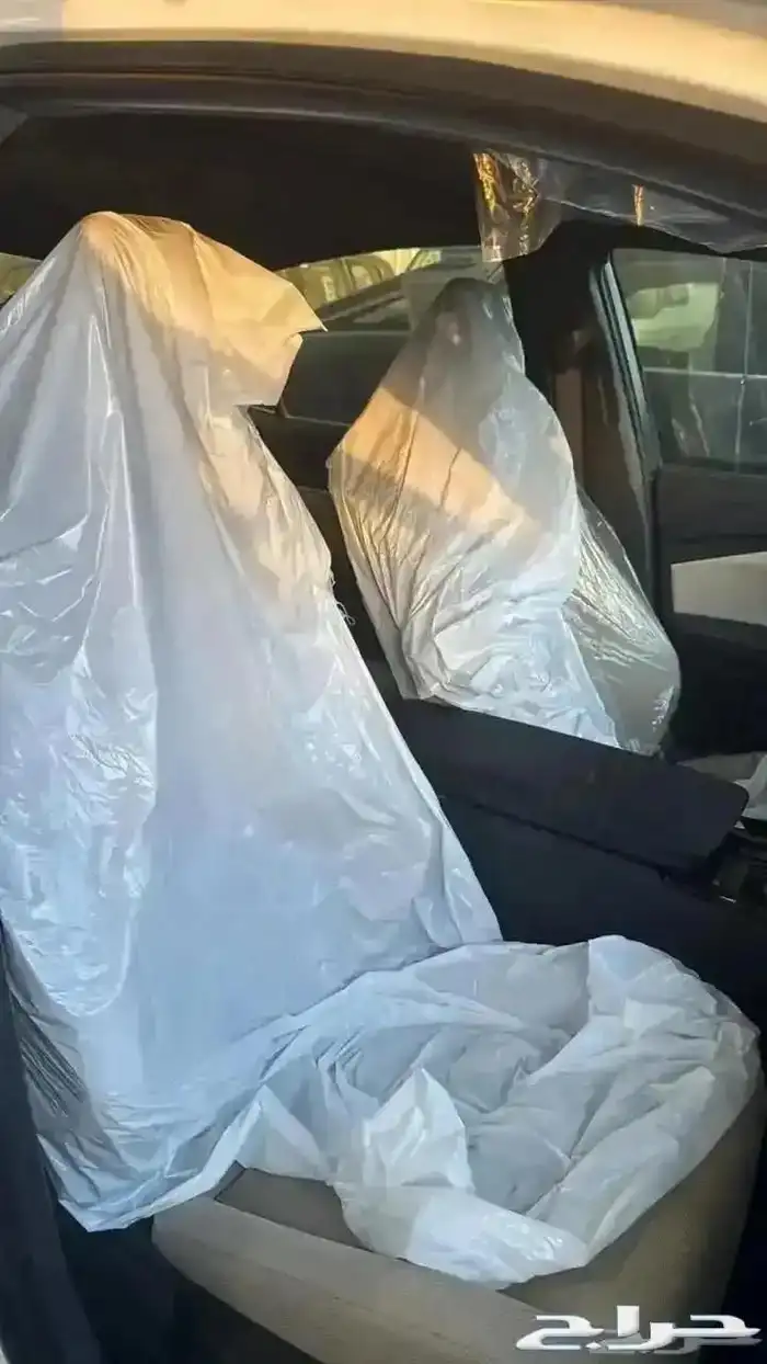 تويوتا كامري LE 2025 4