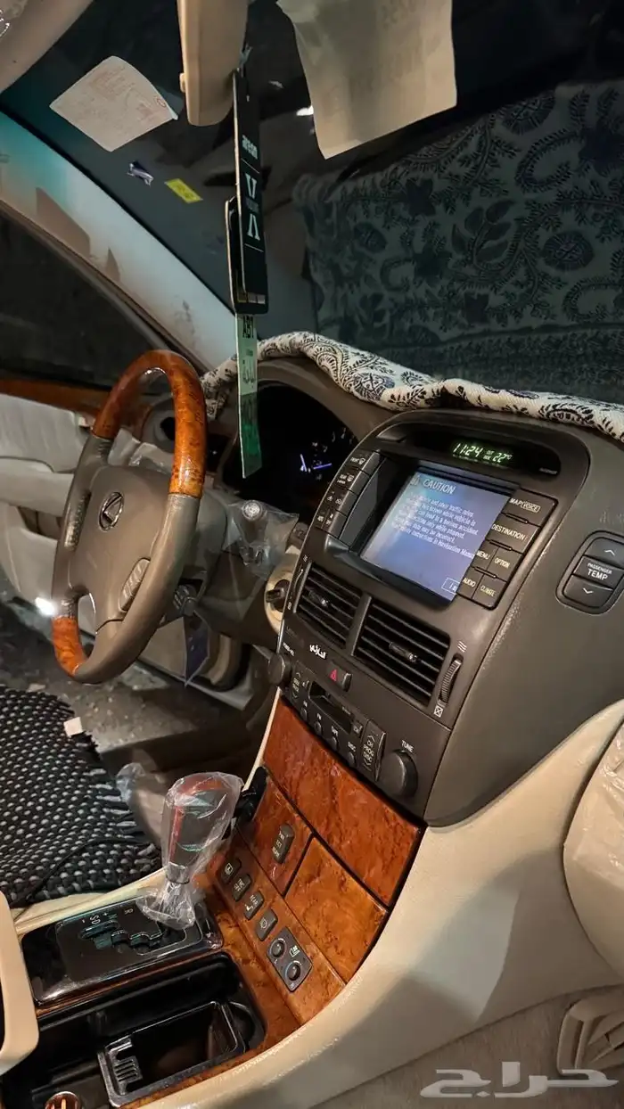 للبيع لكزس 430 موديل 2004 4