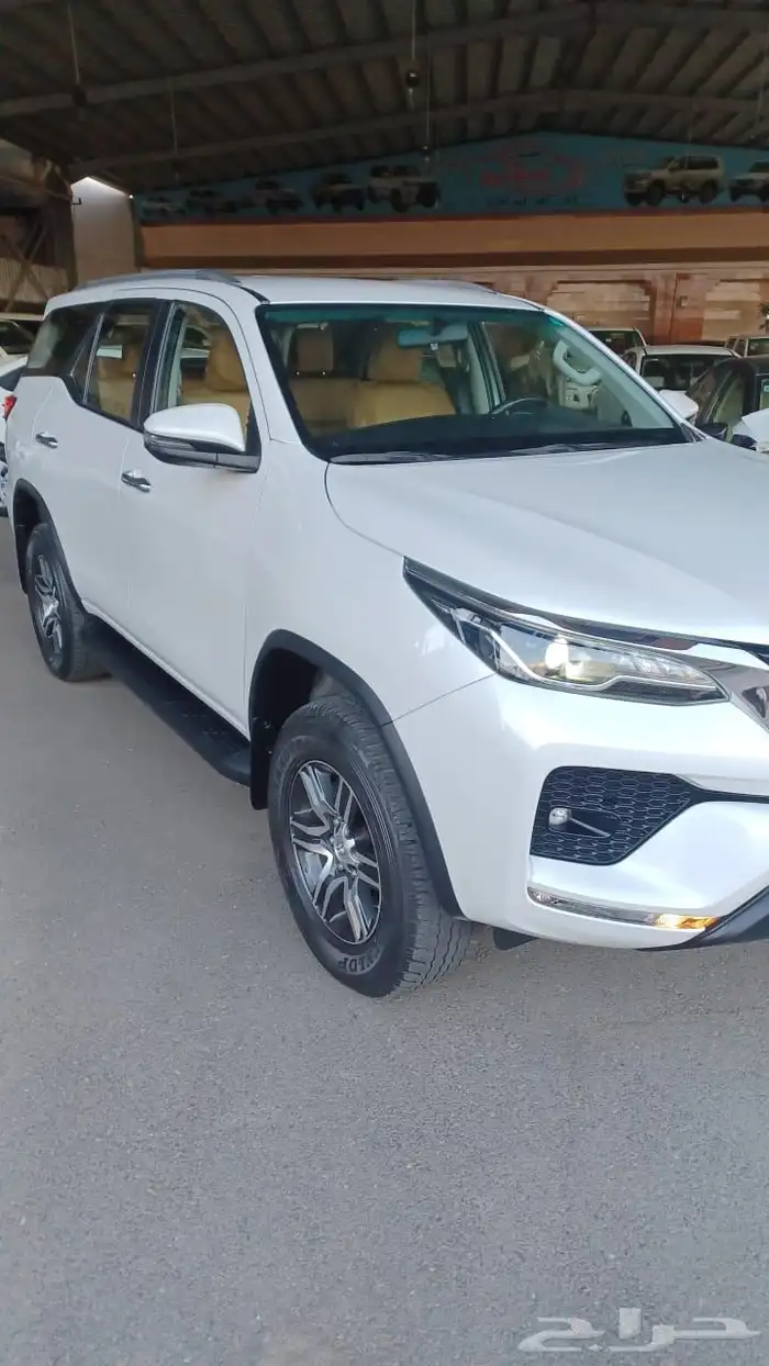 جيب فورتشنر VX1 6 سلندر موديل 2023 (تم البيع) 5