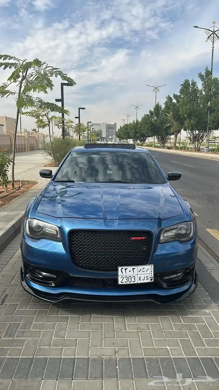 كلايسلر 2021 فل كامل اكزيكتيف v8 5.7 0