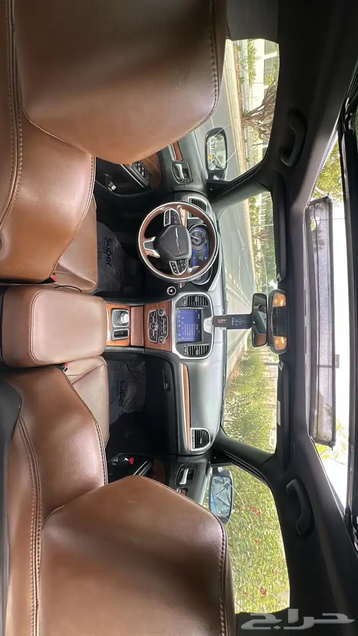 كلايسلر 2021 فل كامل اكزيكتيف v8 5.7 7