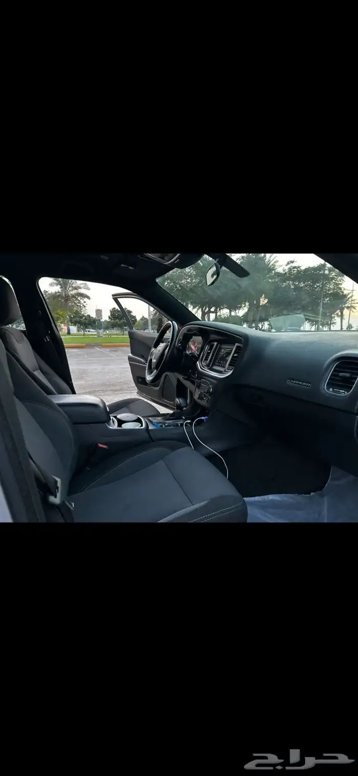 دوج تشارجر 2018 .. v6 8