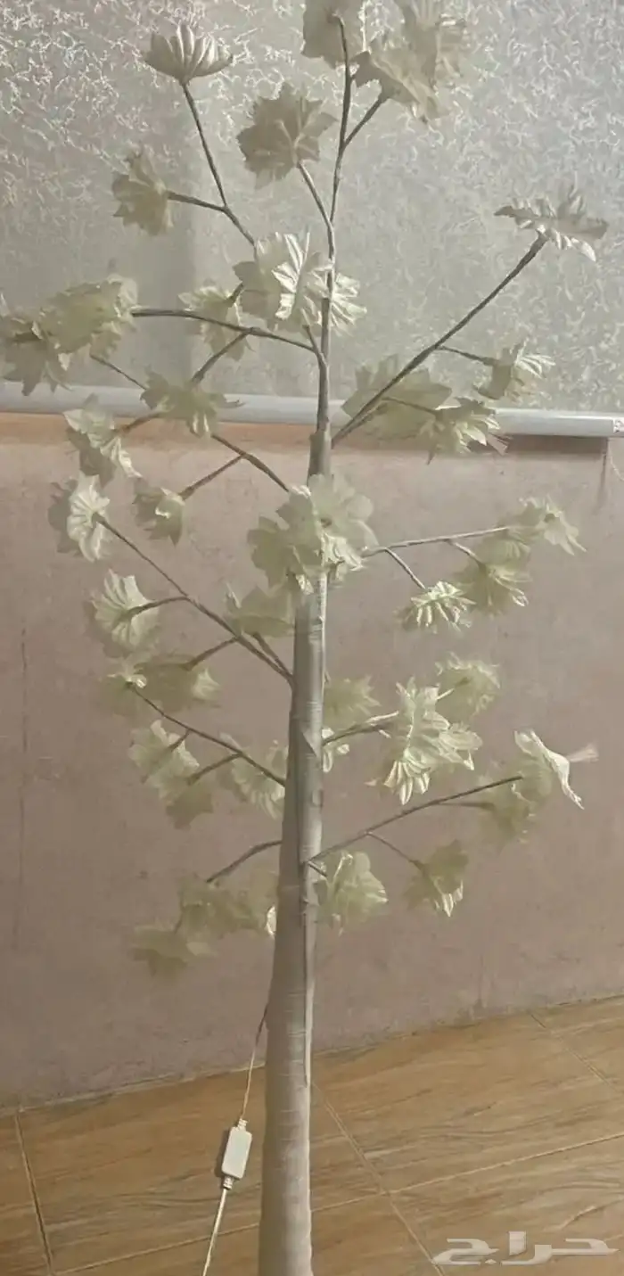 ابجورة شجرة مضيئة 1