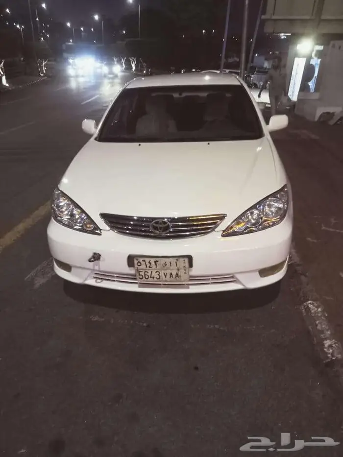 سياره للبيع تويتا كامري 2005 5