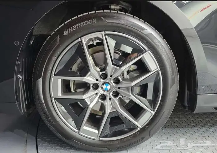 بي ام بابليو 520I 2025 الميموني للاستيراد من كوريا 3