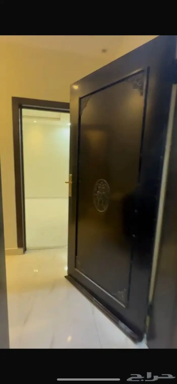 شقه للايجار حي القادسيه 11