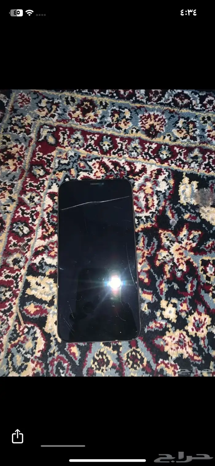 ايفون Xsخرده بس كل شي شغال إلى الشاشه 3