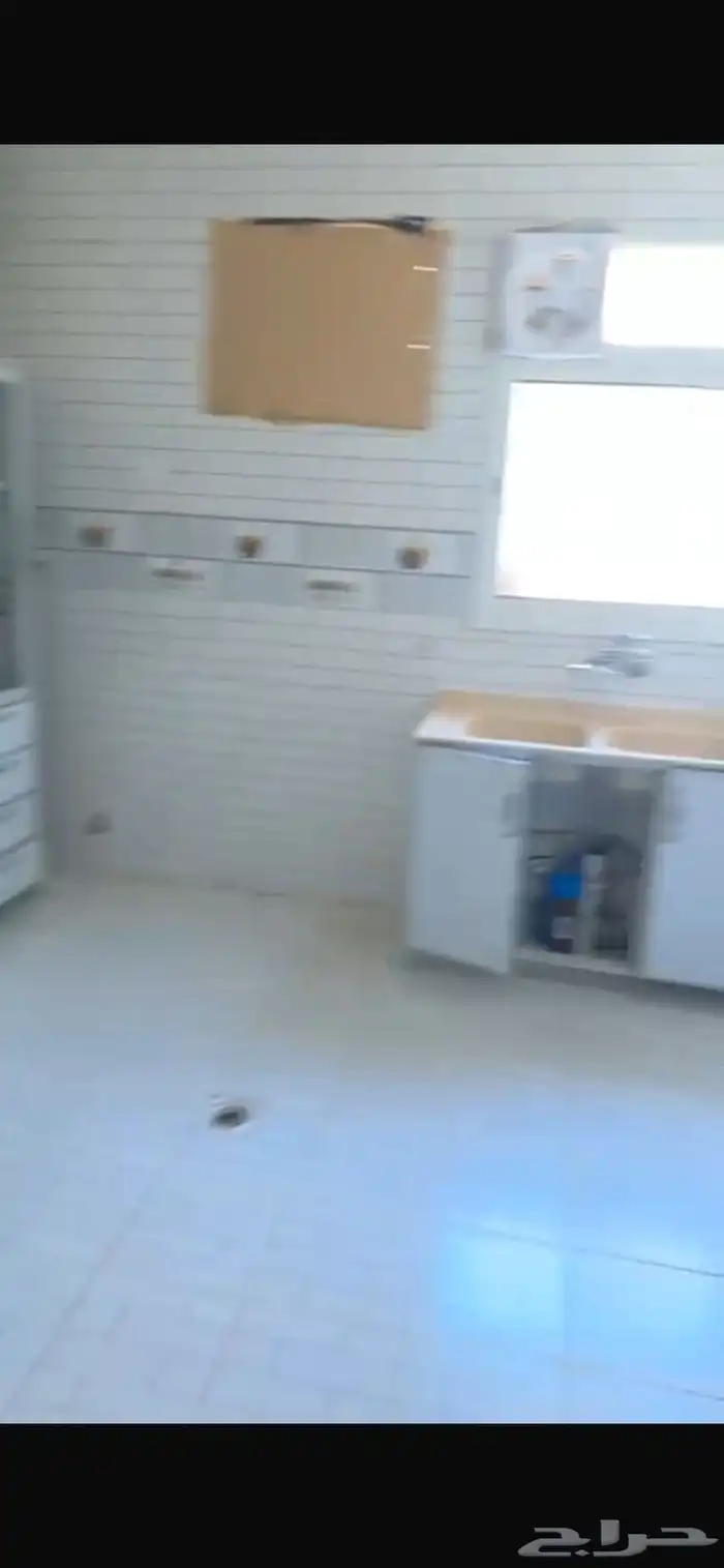 شقه للايجار حي الجنادريه 4
