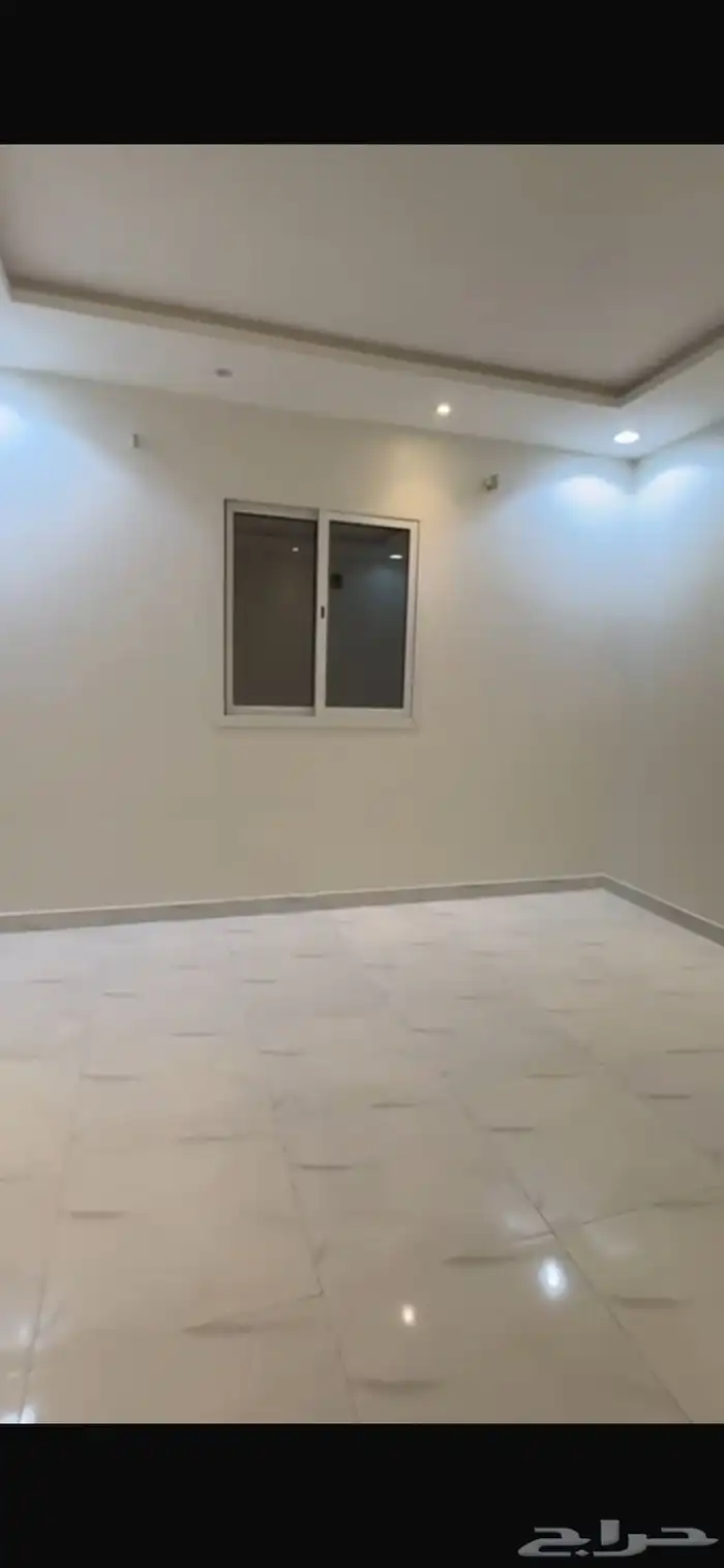 شقه للايجار حي القادسيه 1