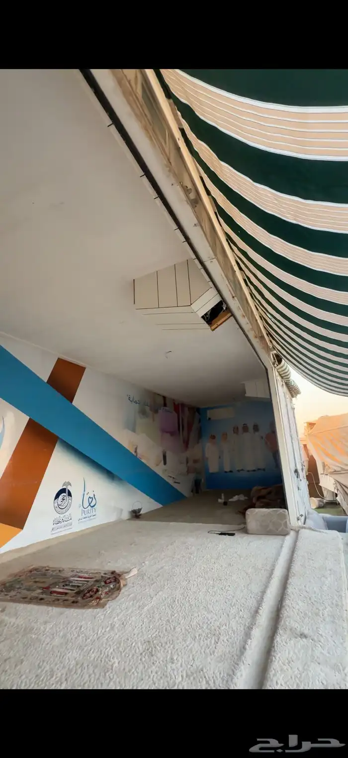 صندوق كرافان شاحنة جلسة ومكتب 11