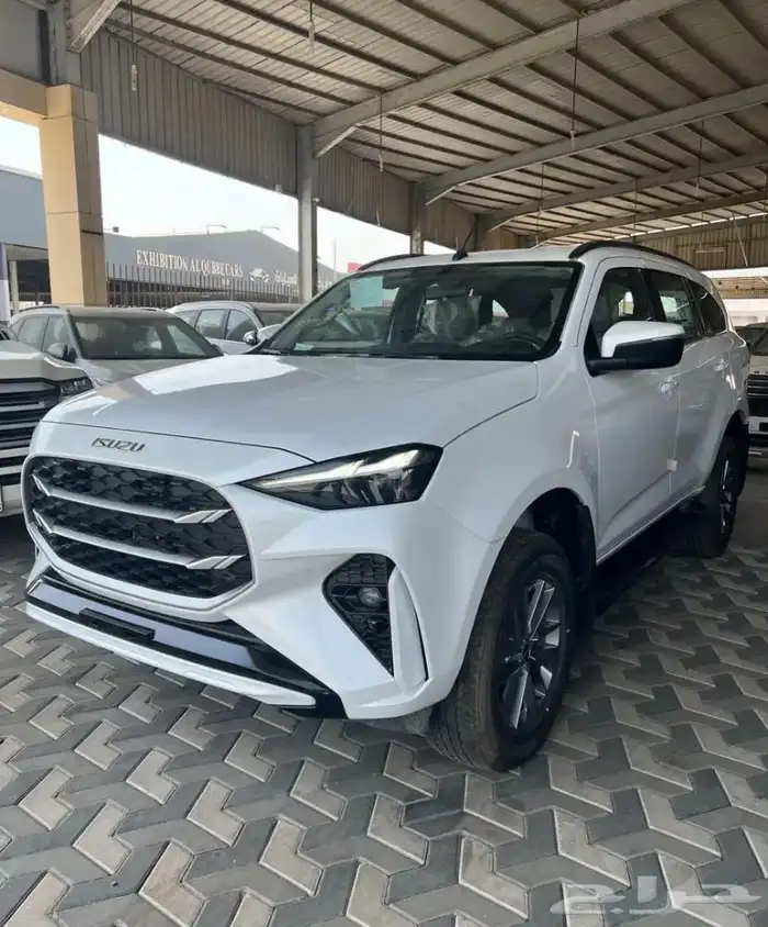 ايسوزو MUX 2025 فل كامل 1