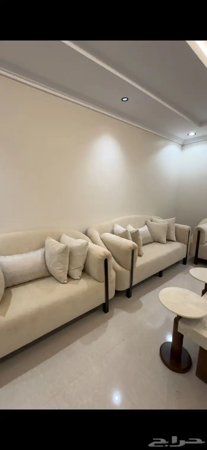 كنب طاولة سفرة طقم طاولات 2