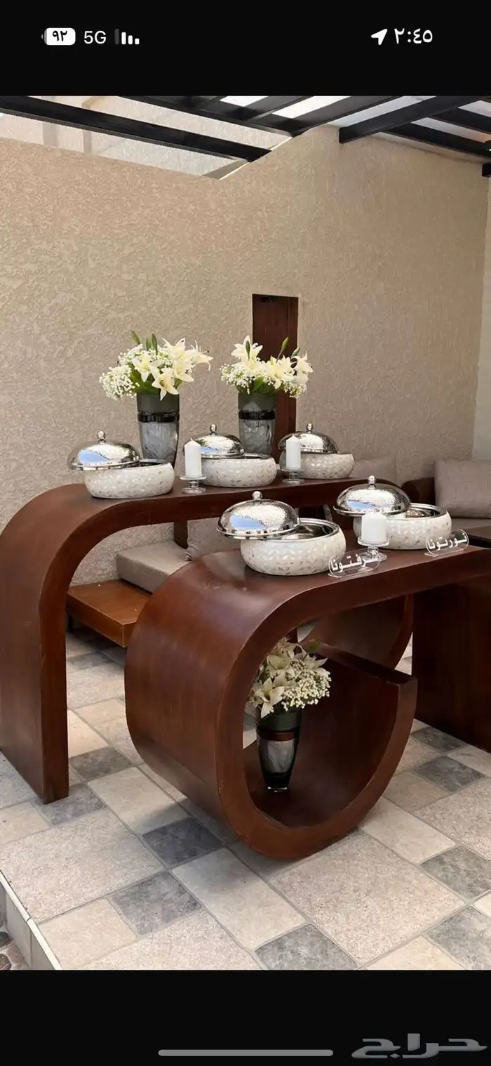 طاولات فخمه. وشاشه للبيع التواصل واتساب 0