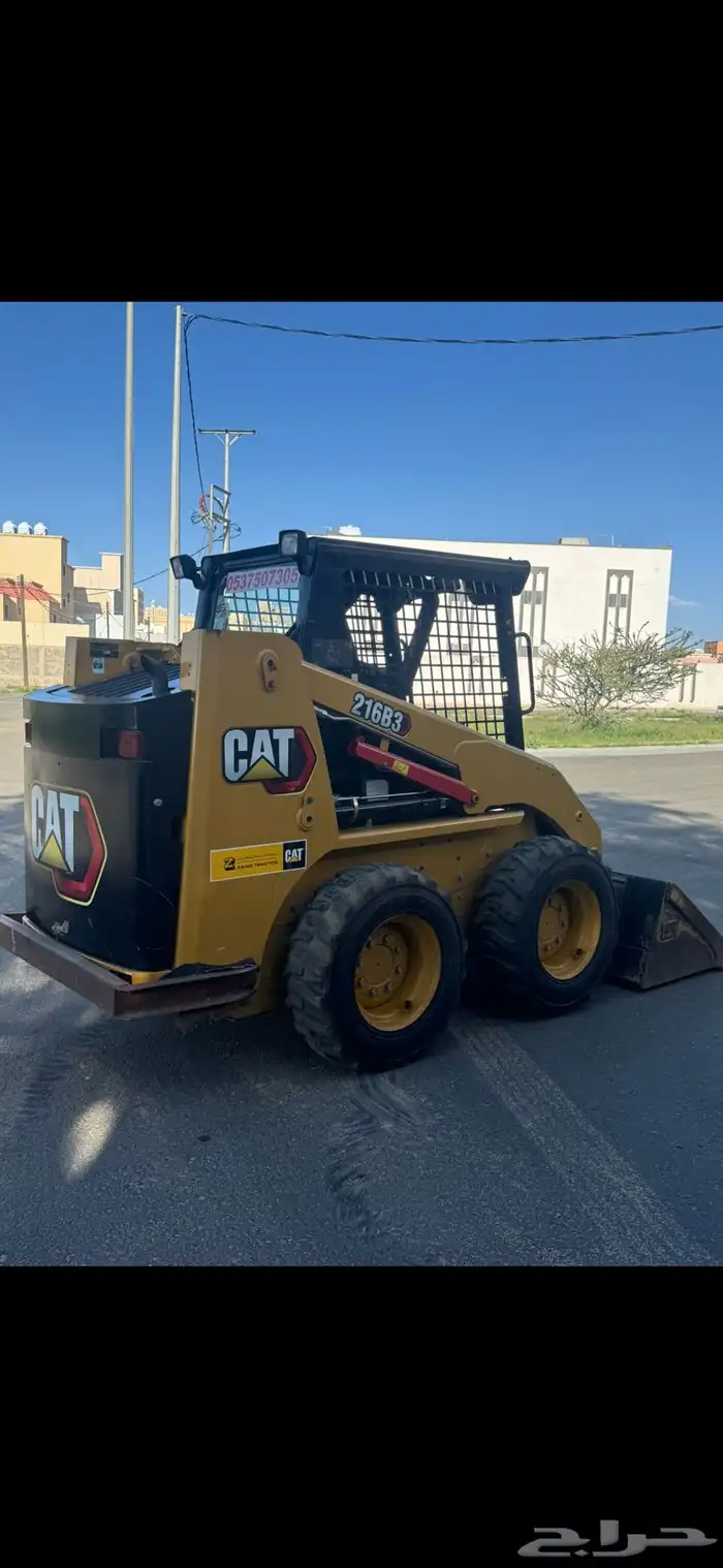 للإيجار بوكلينات قلابات شيولات جميع أنواع المعدات 3