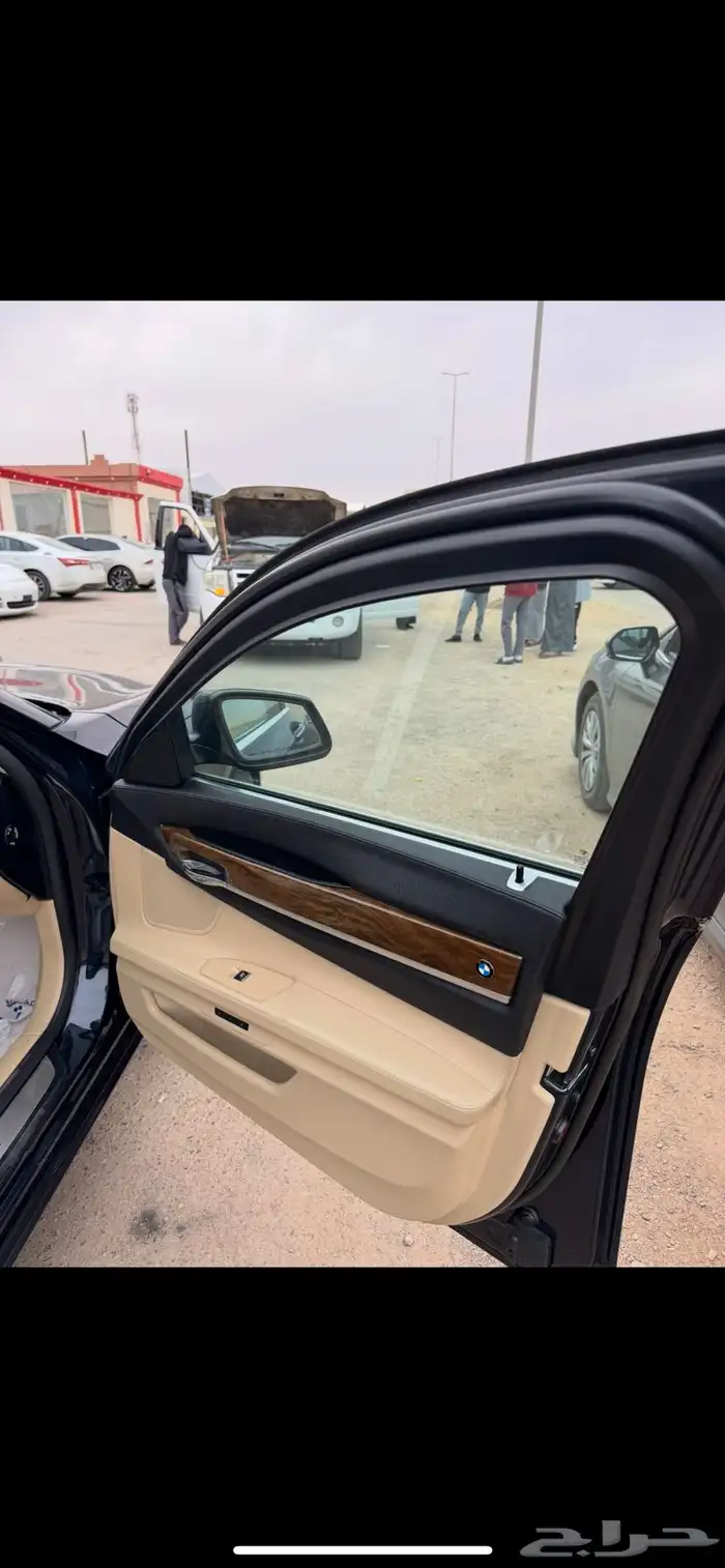 بي ام 2010 730 فل الفل مخزن 6