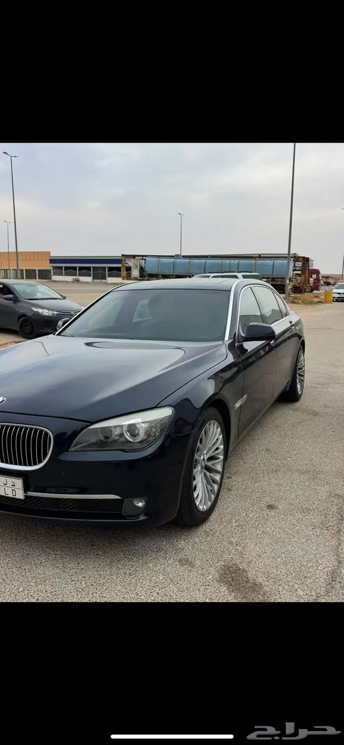 بي ام 2010 730 فل الفل مخزن 0