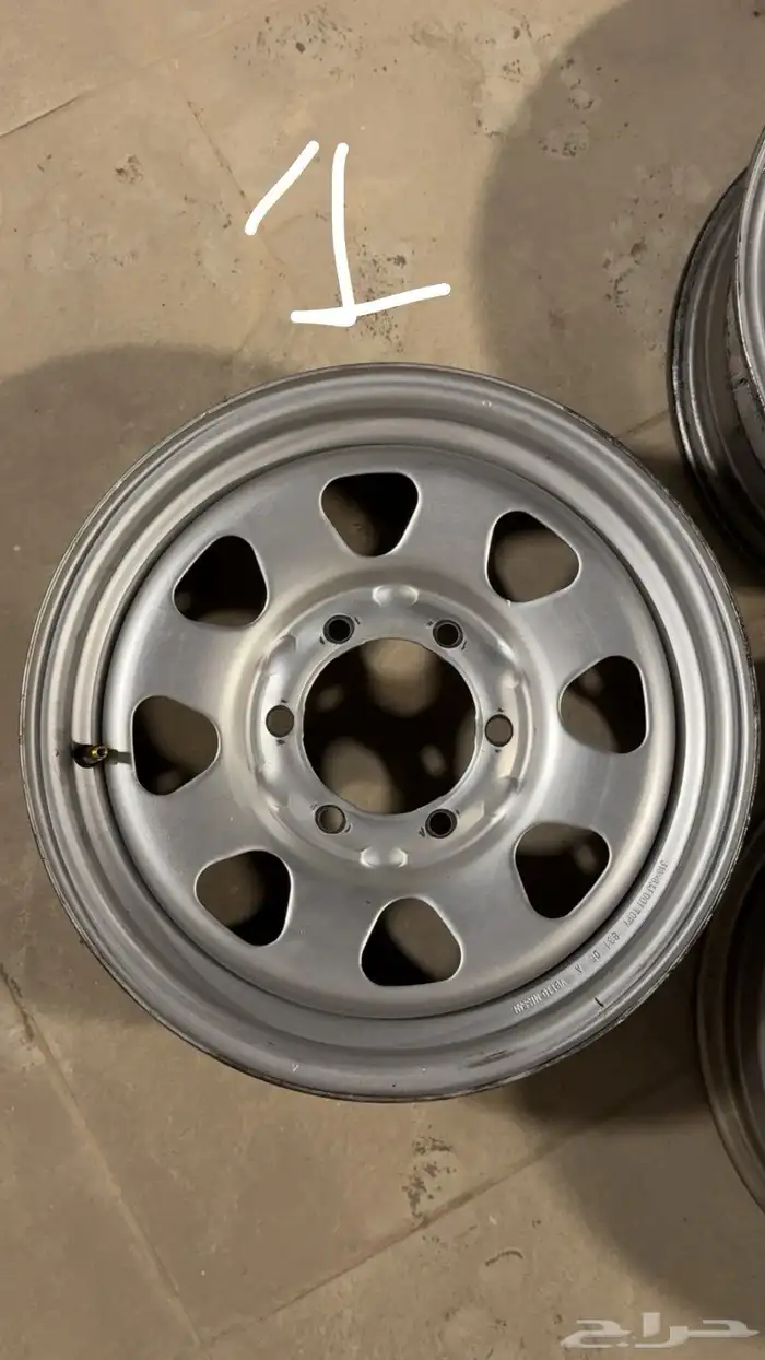 جنوط باترول 2005 ستاندر اصلية نظيفة مقاس 16 ست بلوط 0