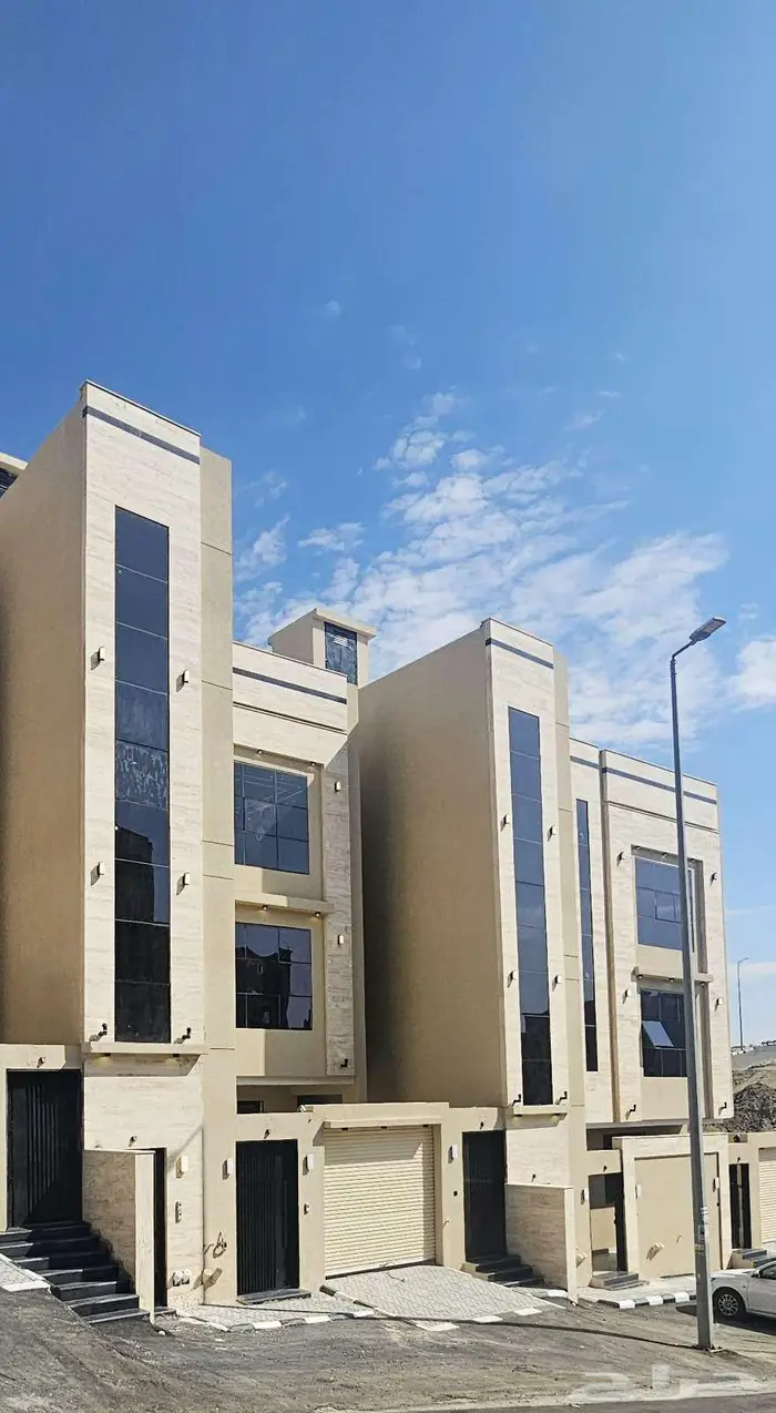 للبيع شقق علويهVIP سطح خاص 6غرف من500 ألف أبها المحالة قرطبة 0