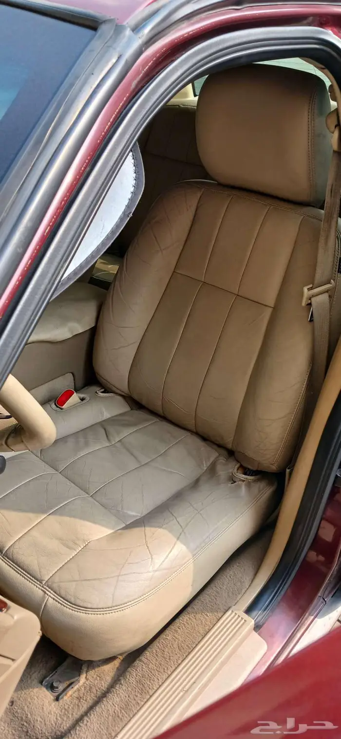 مقاعد كرون فاكتوريا للبيع نظيييف 9