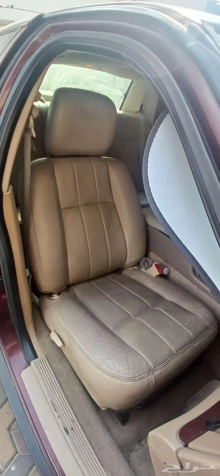 مقاعد كرون فاكتوريا للبيع نظيييف 0