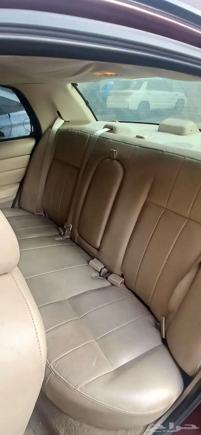 مقاعد كرون فاكتوريا للبيع نظيييف 8