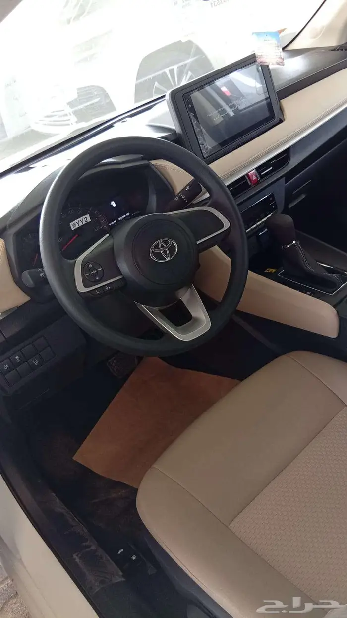 تويوتا يارس 2026 Y Limited لون ابيض 4
