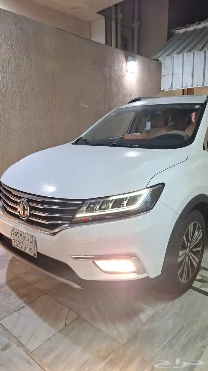 جيب ام جي Rx5 10