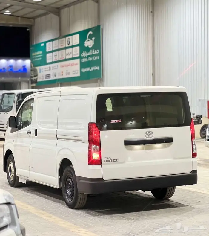 تويوتا باص هايس ديزل 2025 سقف عالي وسقف واطي جير عادي بنك 18