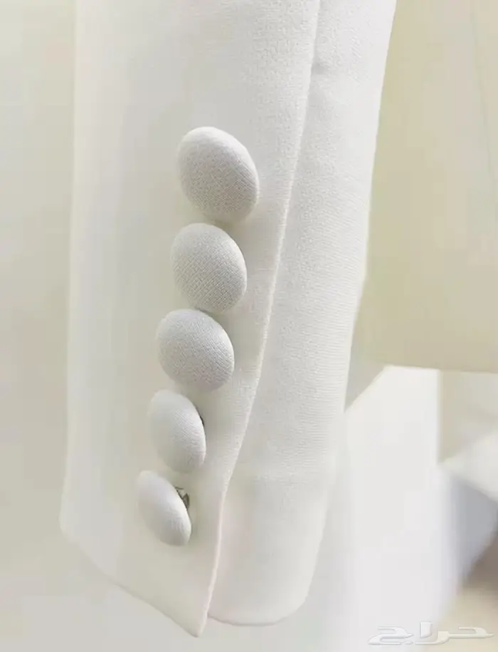 بدلة بيضاء فخمة 10