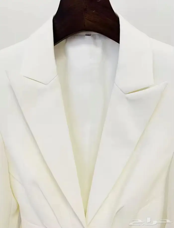 بدلة بيضاء فخمة 9