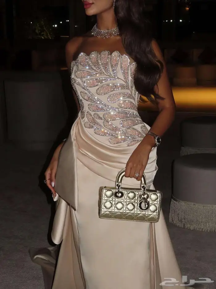 فساتين فخمه نشحن لكافه مدن المملكة وخدمة توصيل للبيت 0