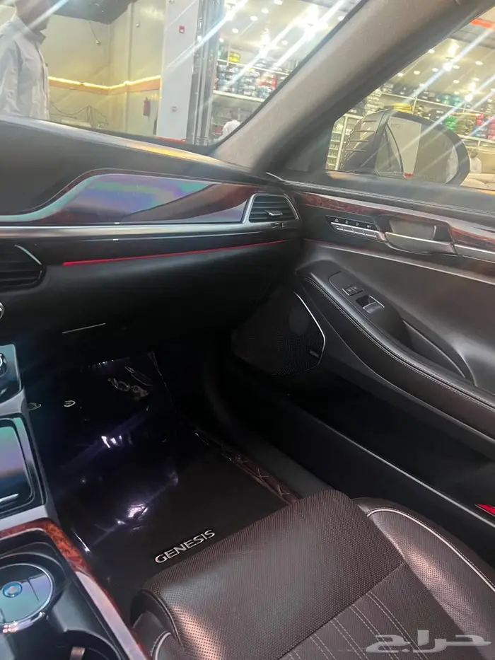 جينسس جي 90موديل 2018 رويال 3