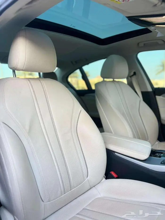 بي ام دبليو 2020 عداد 75 الف كاش او دفعات 520I 12