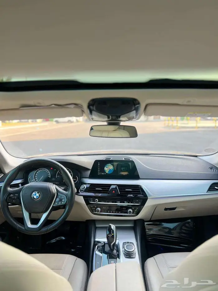 بي ام دبليو 2020 عداد 75 الف كاش او دفعات 520I 9