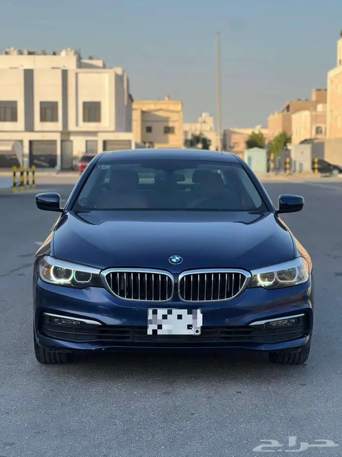 بي ام دبليو 2020 عداد 75 الف كاش او دفعات 520I 4