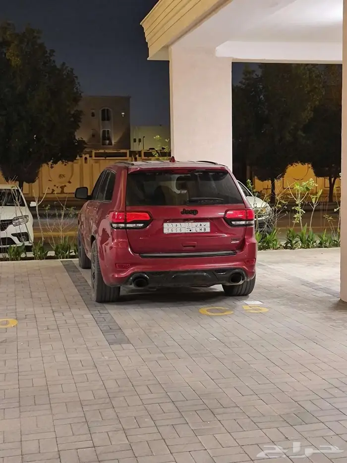 جيب جراند شروكي STR 6