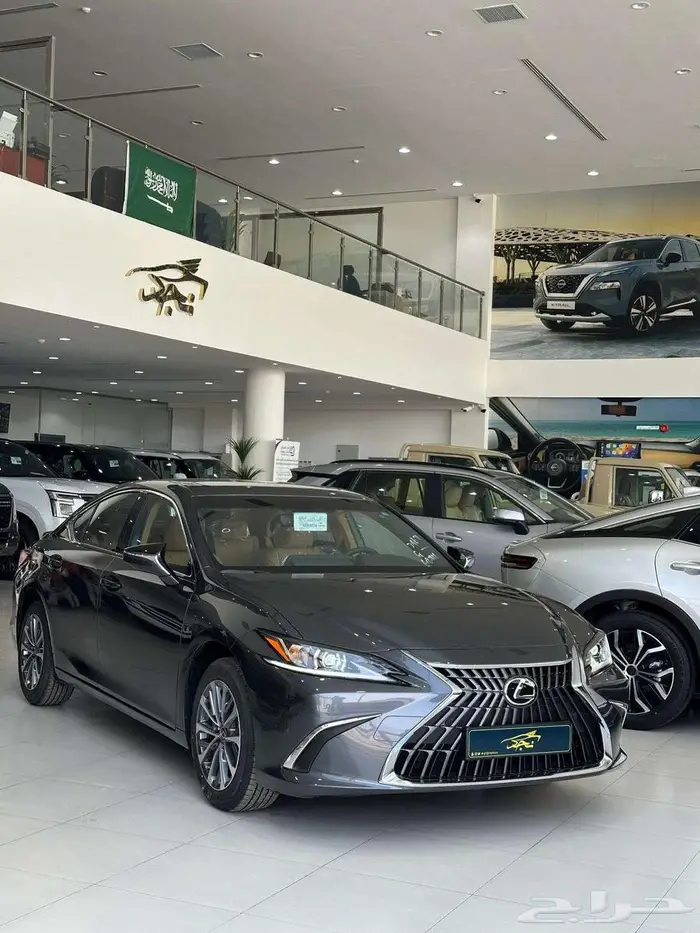 لكزس ES300h 2025 كاش وتقيسط جميع البنوك 2