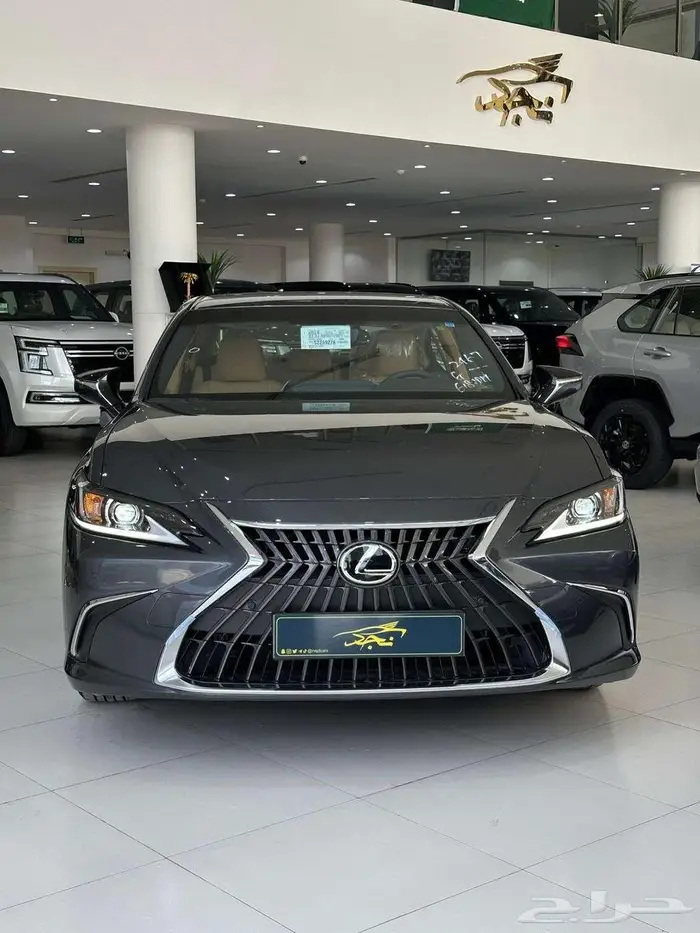 لكزس ES300h 2025 كاش وتقيسط جميع البنوك 1
