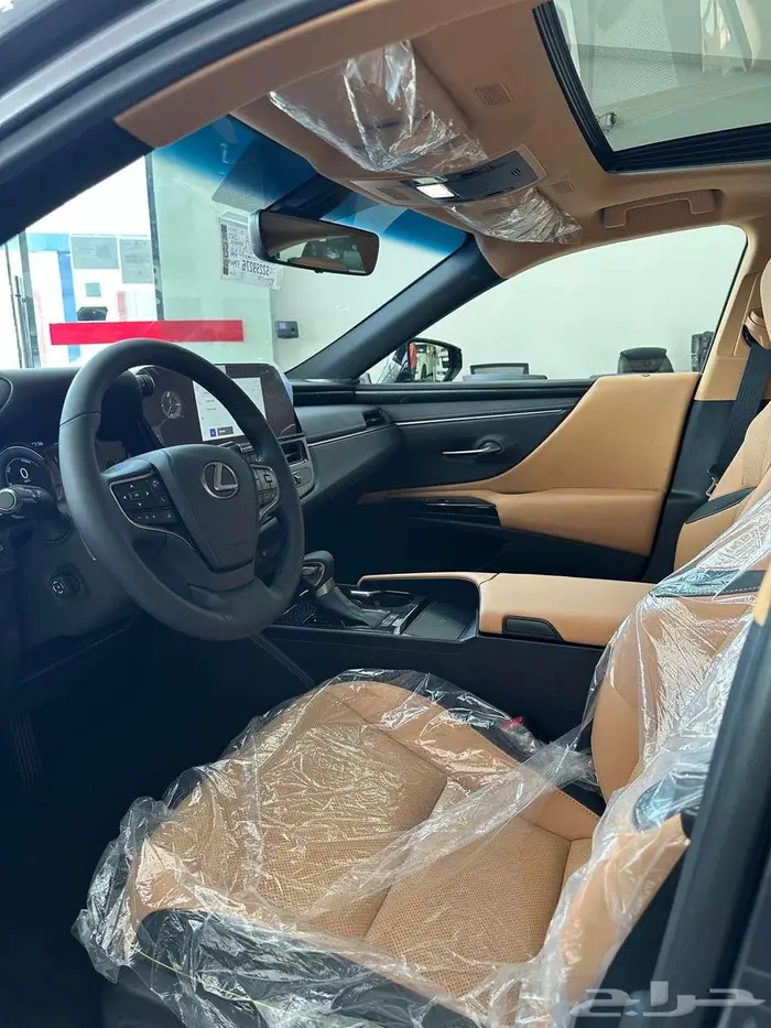 لكزس ES300h 2025 كاش وتقيسط جميع البنوك 6