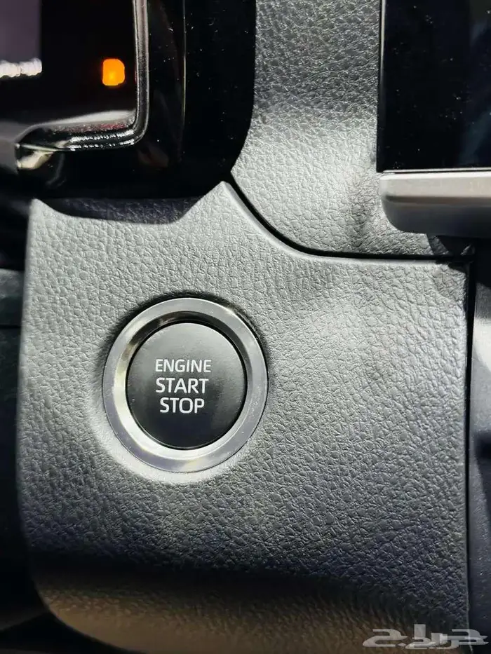 تويوتا كامري 2025 ستاندر طيس بريمي ابيض بنزين نظام 50-50 8